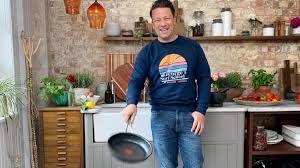 Tras convertirse en un cocinero televisivo mundial, el británico jamie oliver planea su próximo asalto: Quiebra El Imperio Gastronomico Del Celebre Chef Britanico Jamie Oliver As Com