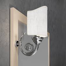Illuminazione per bagno e lampade per la parete del bagno. Stella