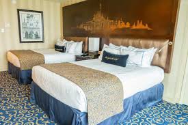 The disneyland hotel has 990 rooms and suites. Proven Insider Tips For Visiting The Disneyland Hotel