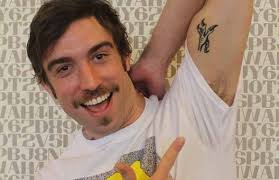 Inking a deal: Reporter gets '$13 tattoo'