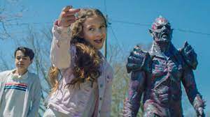 Forced to travel with her boyfriend, laine, she begins to experience premonitions associated with the urban myth of the creeper. 10 Best New Horror Movies Exclusively On Netflix Shudder And More February 2021 Gamespot