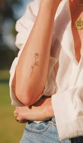 Tatto Models Bimevzu Siyah Gul Dovmeler Mini Tattoos Dovme Murekkebi