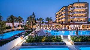 San colombano suite is an estate that consists of five luxury apartments immersed in the greenery of the hills of bardolino, lake garda. Petousis Hotel Suites Amoudara Holidaycheck Kreta Griechenland