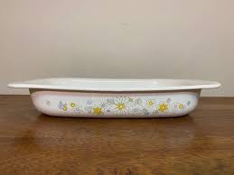 This is a conundrum for several patterns that actually span this year; Corning Ware Floral Bouquet P 21 13 X 9 X 2 Etsy
