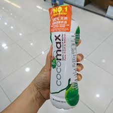 日行一膳 做完兩個鐘頭gym 先嚟一支椰子水補補先 咁就一餐 gym 運動 椰子水 健身 cocomax coconutwater 健康