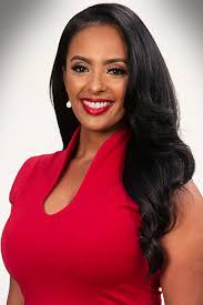 Las Vegas couple's love story, T-Mobile Arena proposal celebrated