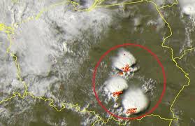 Radar burz to mapa, na której przedstawiane są opady aktualnie występujące na danym obszarze, a także burze, które przechodzą nad polską, albo innymi krajami. Burze Na Zywo W Polsce Relacja Z Przejscia Nawalnic 24 25 Czerwca 2021 Dobrapogoda24 Pl