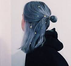 35 Shades Of Blue Hair Give You All The Color Inspiration Awesome Blue Hairstyle Hair Styles Dyed Hair Long Hair Styles