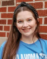 Tyne Smith's Instagram, Twitter & Facebook