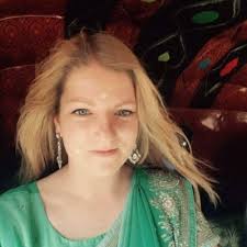 Stella Curran's Instagram, Twitter & Facebook