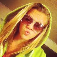 Jessica Tredway's Instagram, Twitter & Facebook