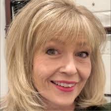 Tracy Bess's Instagram, Twitter & Facebook