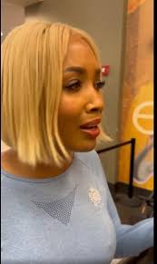 She's a vision of loveliness! Her elegance is a true delight.♥️😍🤩