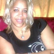 Renee Ricks (@reneeslipstick)