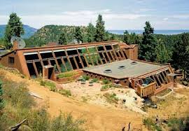 Colorado Springs At 9 400 Feet Elevation Earthship Home Earth Sheltered Homes Earth Homes