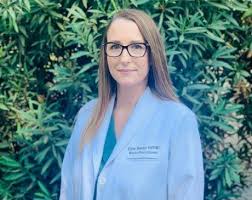 Elyse Louise Fender, MSN, RN, FNP-BC: OB-GYN Valencia, CA