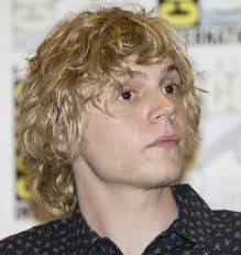 Wavy Blonde Is Still The Best Look On Evan Peters Evan Peters Evan Peters American Horror Story Evan
