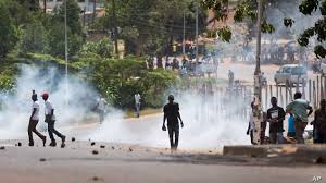 There is nothing like violence it's museven police who are violent and will brutalize people so that they can help m7 to continue his tyrants. Study Many Uganda Voters Fear Violence In Next Elections Voice Of America English