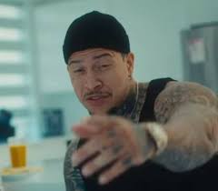 El famoso cantante Alex Duvall y su bellísima pareja, Blanca Sanzarige,  fueron captados disfrutando de una velada romántica en Miami, llena de  risas, tequilas, besos apasionados y momentos inolvidables que despiertan la