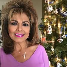 BJAZEVICH KIM CE LA LUNA SALON