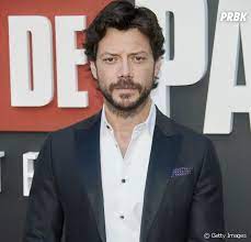Check spelling or type a new query. La Casa De Papel Voce Conhece O Ator Alvaro Morte Saiba Curiosidades Do Professor Da Serie Purebreak