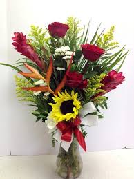 Special Masculine Flowers Designed By Pamela Roadrunnerflorist Phoenix Az Happy Birthday Flower Flower Gift Birthday Flowers