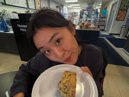 Gabrielle Lee's Instagram, Twitter & Facebook