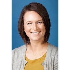 Laura Riss's Instagram, Twitter & Facebook