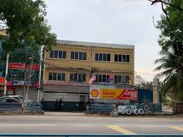 LIANG KIAT AUTO SERVICE & TAYAR CENTER
