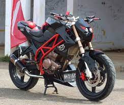 Find street chopper magazine articles about choppers and custom motorcycles. Pin Di Naked
