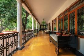 Aug 20, 2019 · with a rustic and calm ambience, this café is perfect for every occasion. 15 Awesome Locations For A Pre Wedding Shoot In Bangalore Weddingsutra Blog