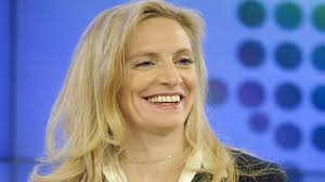 As Fed seeks to guard its independence, one of its governors donates to  Clinton