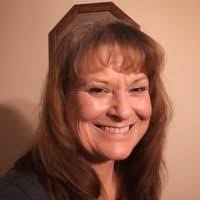 Julia Cheatham's Instagram, Twitter & Facebook