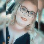 Amber Blakemore's Instagram, Twitter & Facebook