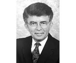 Renee Bentley's Instagram, Twitter & Facebook