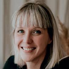 Une équipe mobile d'accompagnement des aidants : un dispositif innovant  instauré par des infirmières