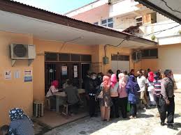 Anonymous commented on daftar.prodi.universitas.kh.a.wahab.hasbullah : Dinas Pendidikan Kota Jambi Verifikasi Peserta Ppdb Smp Republika Online