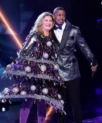 Someone please start a gofundme to pay for my therapy bills, thx. Who Is Ana Gasteyer The Tree On Masked Singer