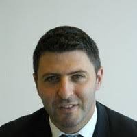 Navigating volatile markets using VaR analytics