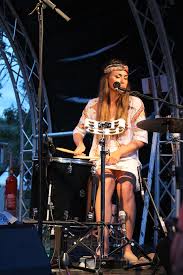 The single source of information for all things cari cari and place to shop vinyl lps. File Stephanie Widmer Cari Cari Acoustic Lakeside 2017 07 22 20 50 35 Jpg Wikimedia Commons