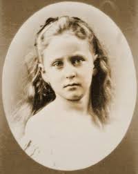 Like so many aristocratic girls from her era, Queen Elizabeth II never  attended school and was instead educated at home by governesses; Elizabeth  and Margaret actually had three governesses although most people