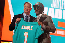 The glitz and glamour of the nfl draft's first round set the table for what's arguably the most follow along as bleacher report provides analysis and grades for every selection based on his talent, the. K6lxttvoytdyrm