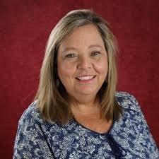 Lisa Lambright's Instagram, Twitter & Facebook