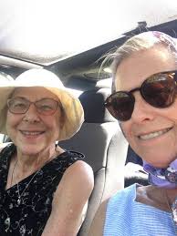 Does anyone remember Aunt Charlies in Buckhead?