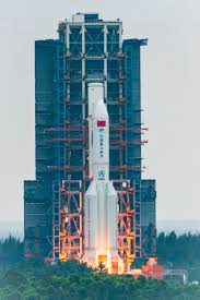 A huge chinese long march 5b rocket booster is falling back to earth in an uncontrolled descent, with reentry currently expected on late saturday (may 8), and you can track its fall on one of several. Ipvricrcrvqg7m