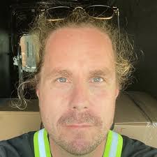 In Canada, it's common to let babies nap outside during winter ❄️🌨️