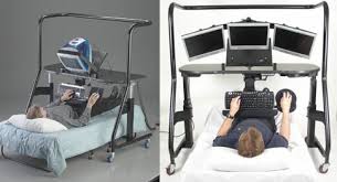 Whether you're setting up a windows desktop, a mac or macbook, or a windows laptop, there are a few things you'll need to take care of before you start. Natalie Tran On Twitter Computer Room Room Design Computer Setup