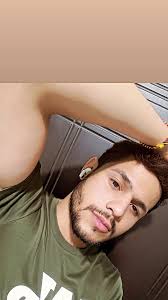 My name is Daniel and I live in Canada.🇨🇦