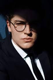 Oscar Dobson's Instagram, Twitter & Facebook