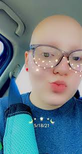 Juliana Sanford's Instagram, Twitter & Facebook